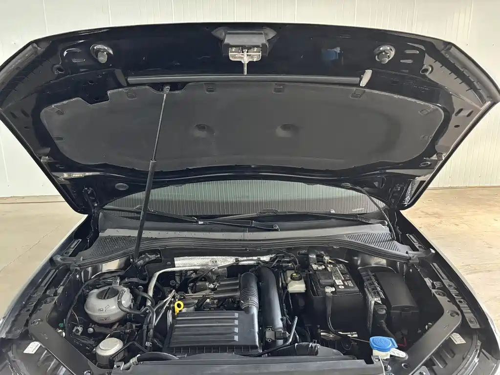 Volkswagen Tiguan L — миниатюра 19