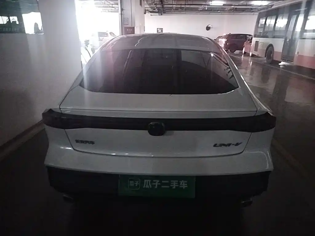 Changan UNI-V iDD — миниатюра 3