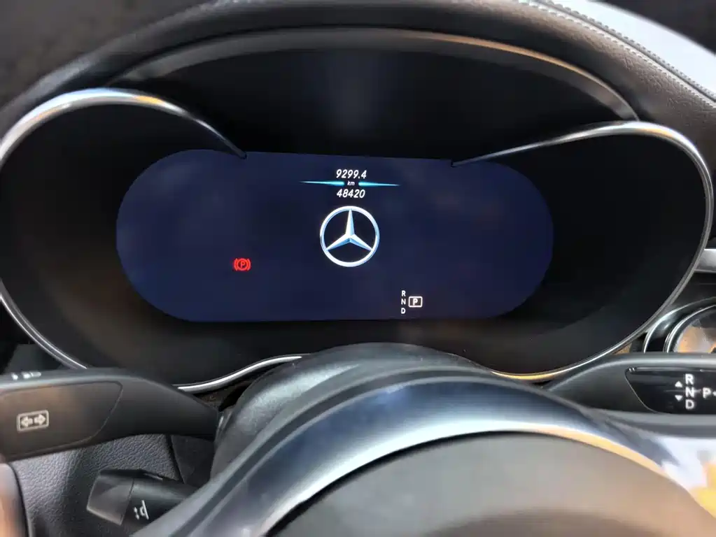 Mercedes-Benz C-Class — миниатюра 11