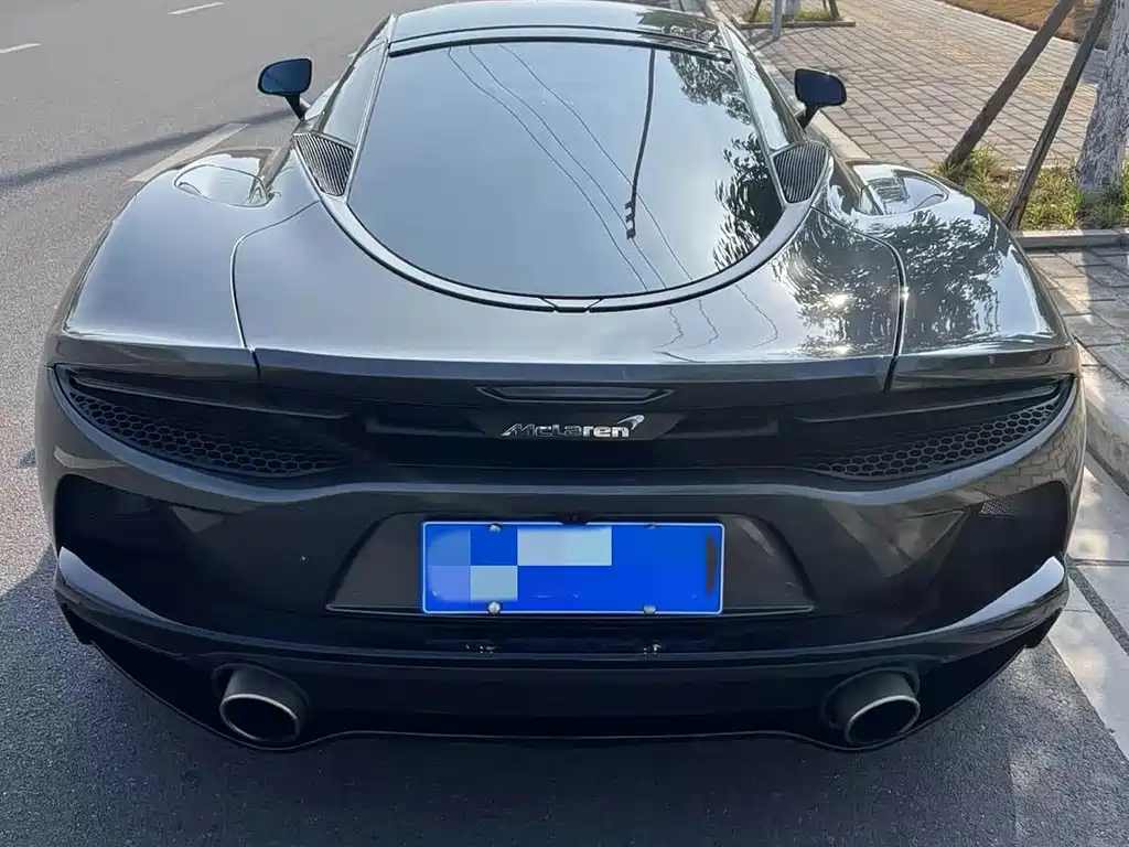 MCLAREN GT