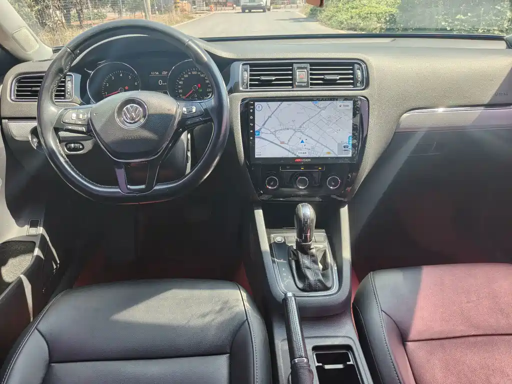 Volkswagen Sagitar — миниатюра 7