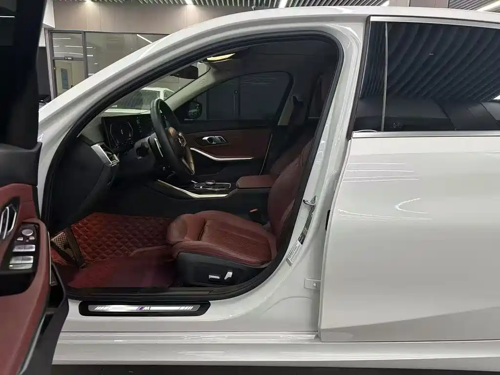 BMW 3 Series — миниатюра 4