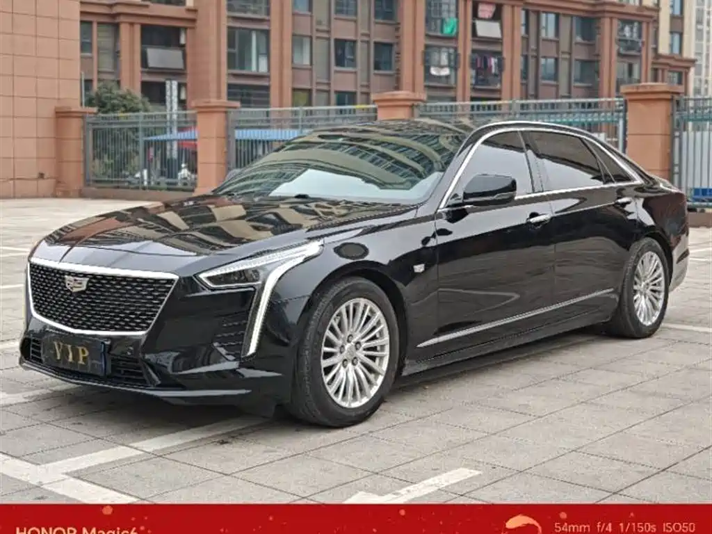 CADILLAC CT6