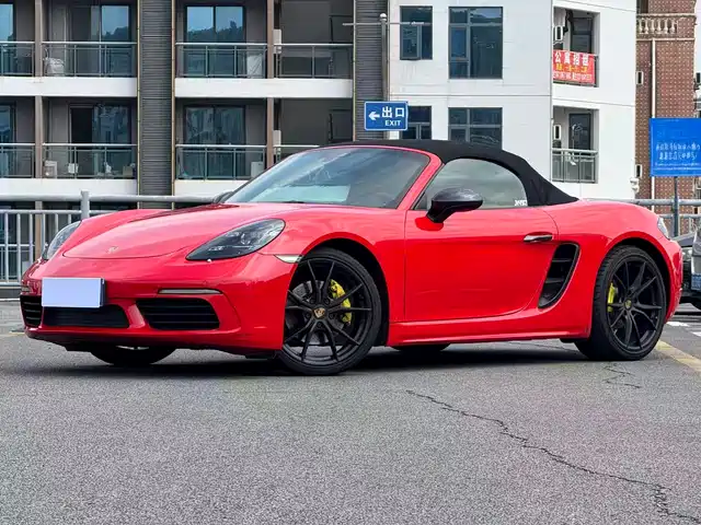 PORSCHE 718