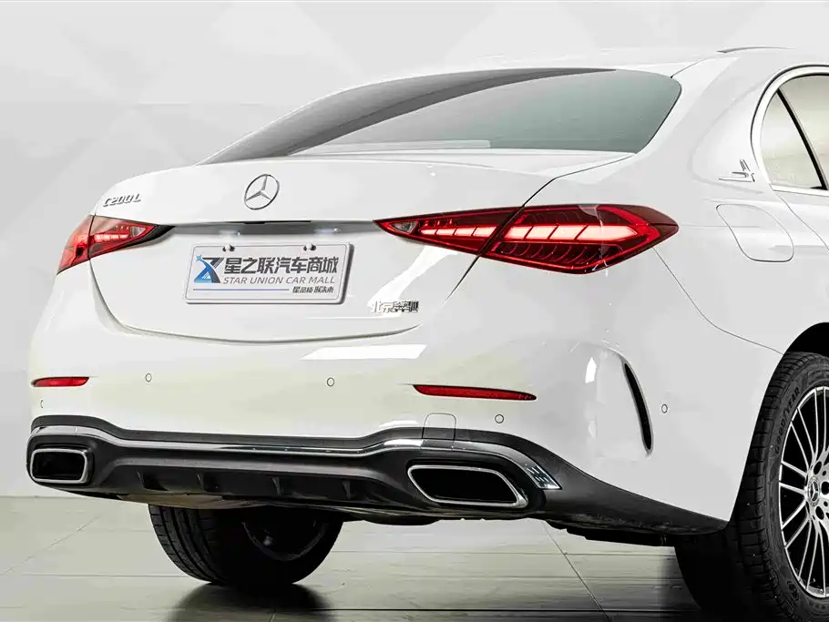 Mercedes-Benz C-Class — миниатюра 7