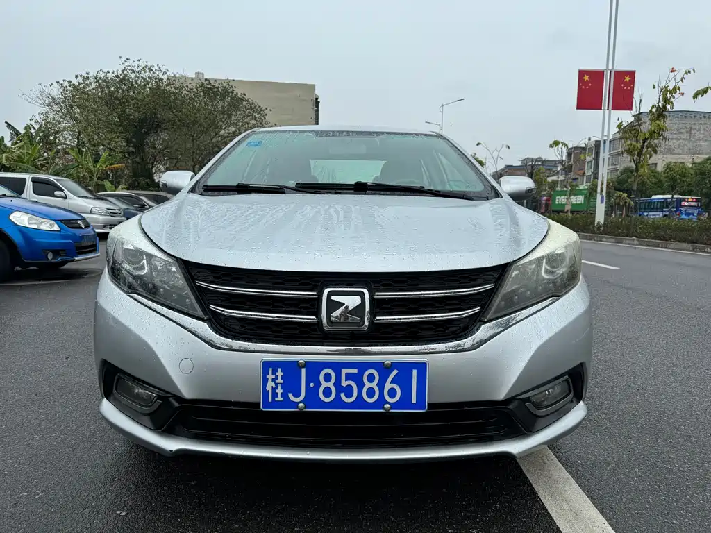 Zotye Z300 2014 1.5L MT Luxury