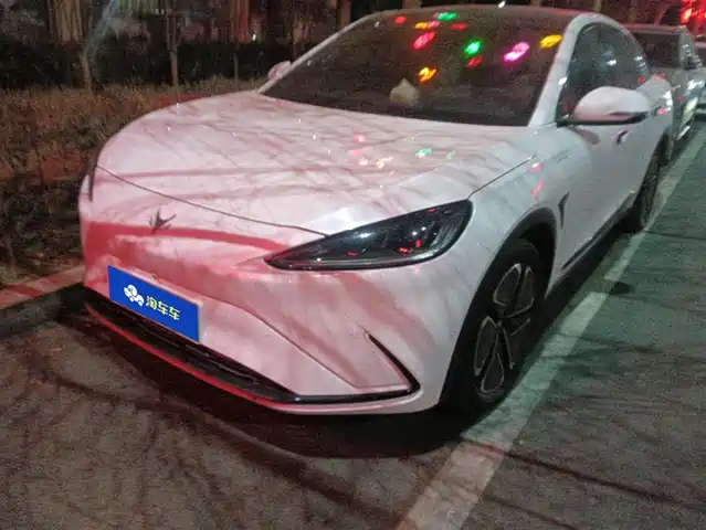 ARCFOX EXTREME FOX POLAR FOX ALPHA S6 2025