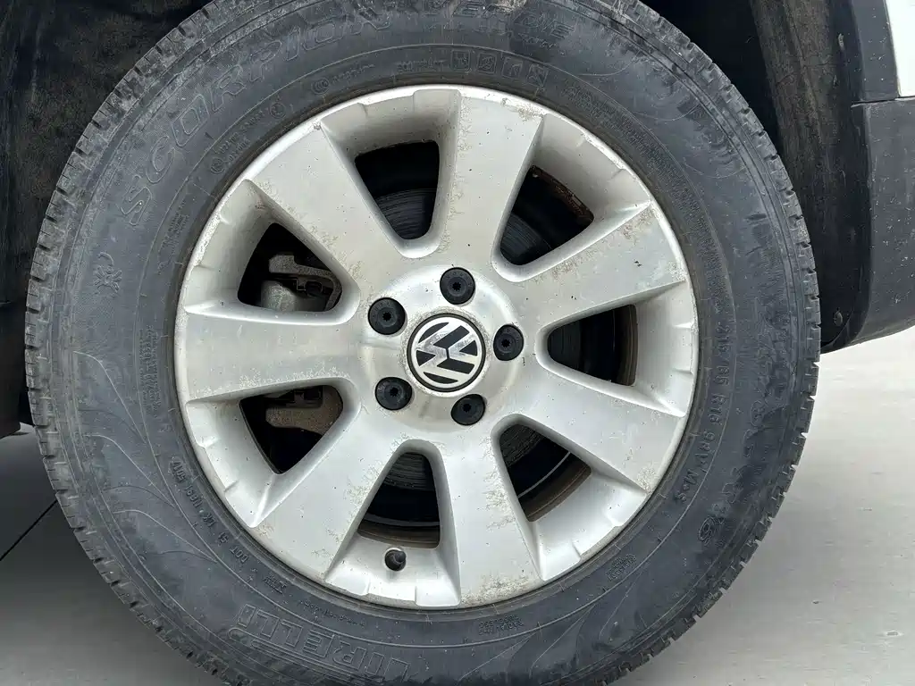 Volkswagen Tiguan — миниатюра 5