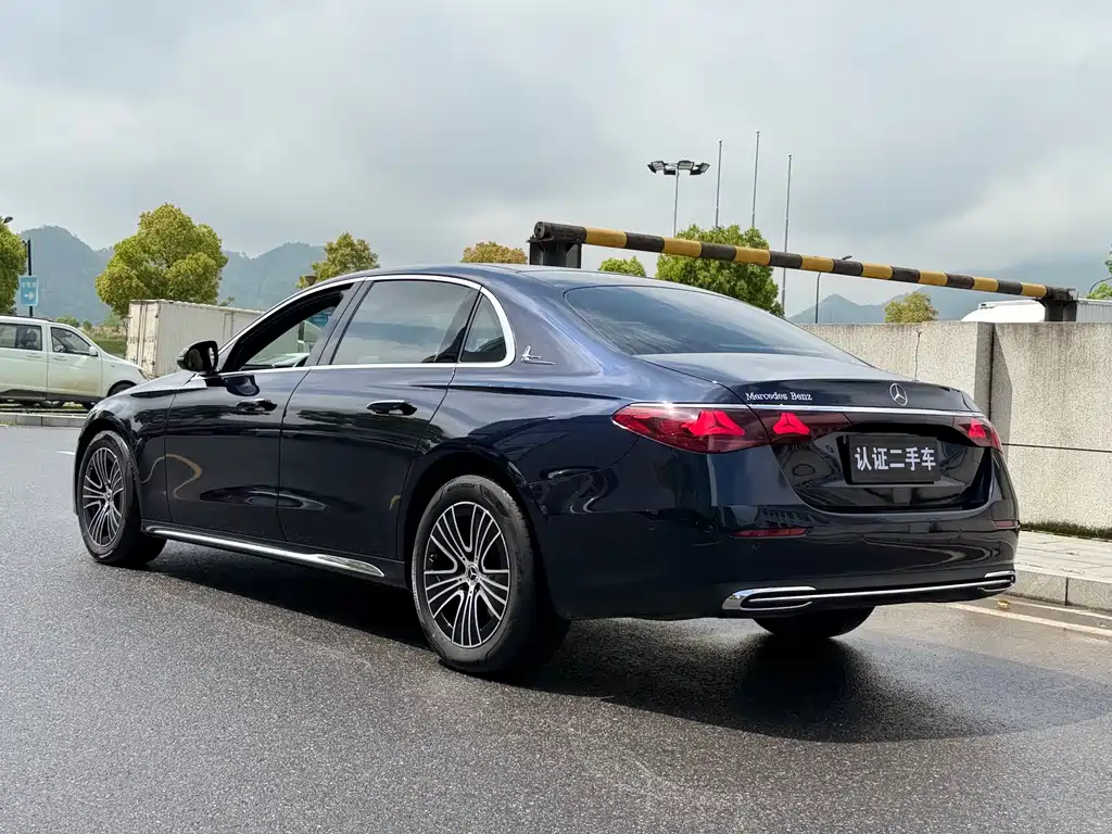 Mercedes-Benz E-Class E 2024 E 260 L