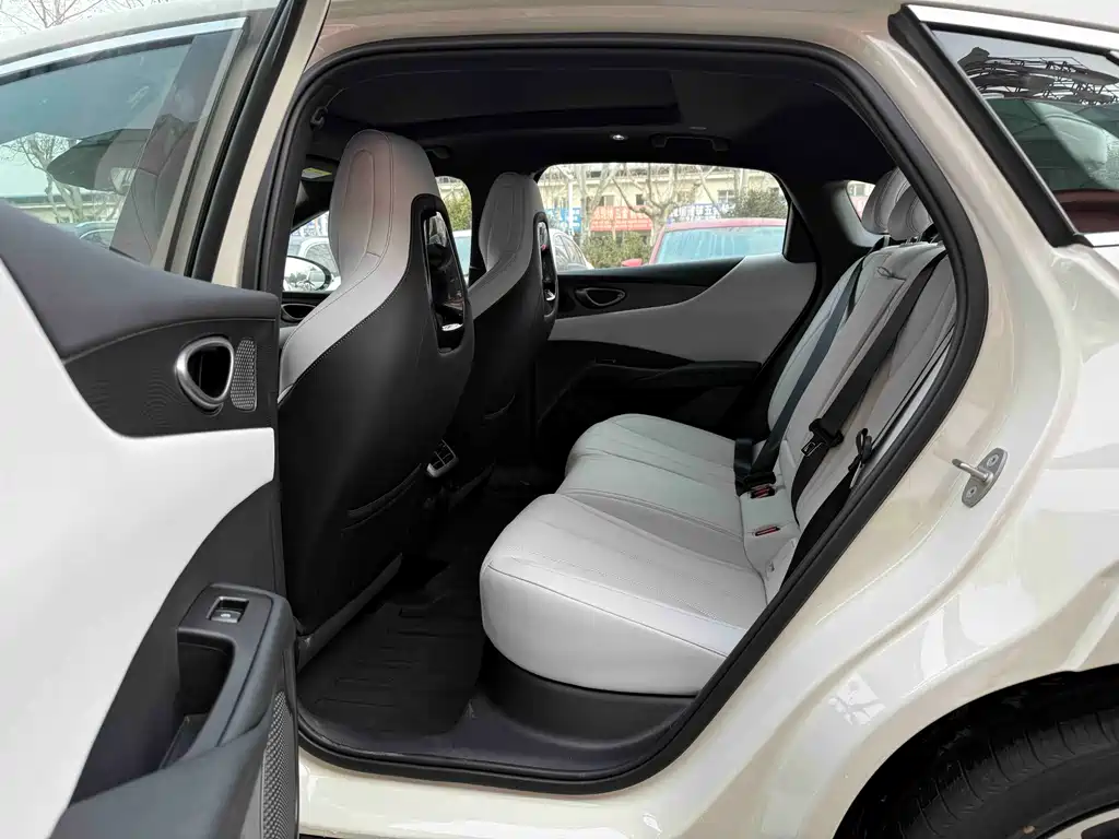 BYD SEAL 06 NEW ENERGY