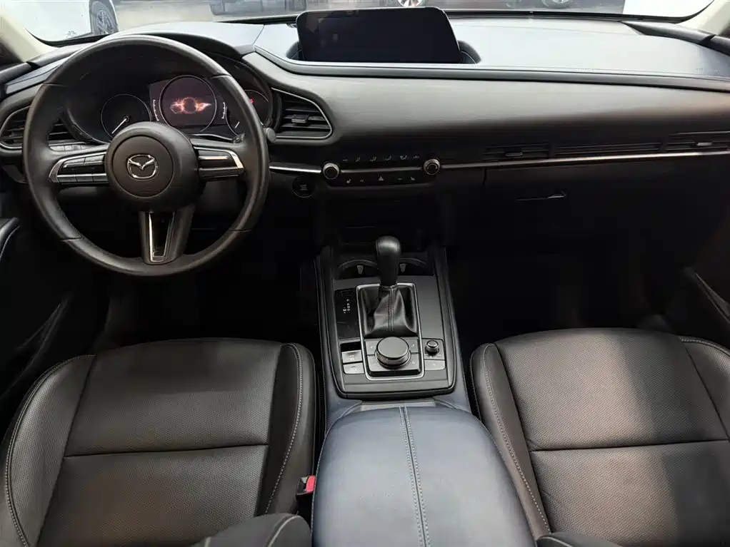 MAZDA CX 30