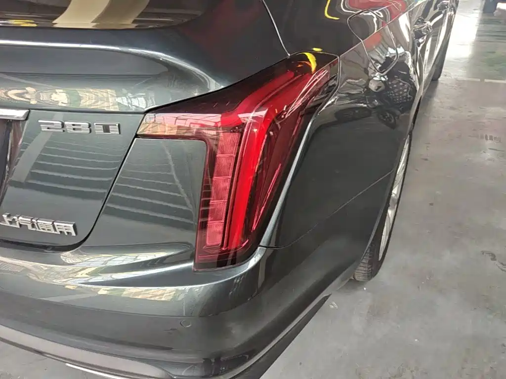 Cadillac CT5 — миниатюра 8