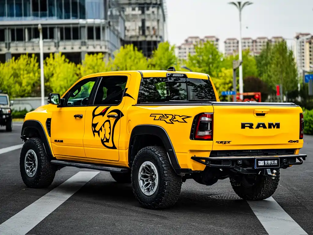Ram Trucks 2023 6.2T AT