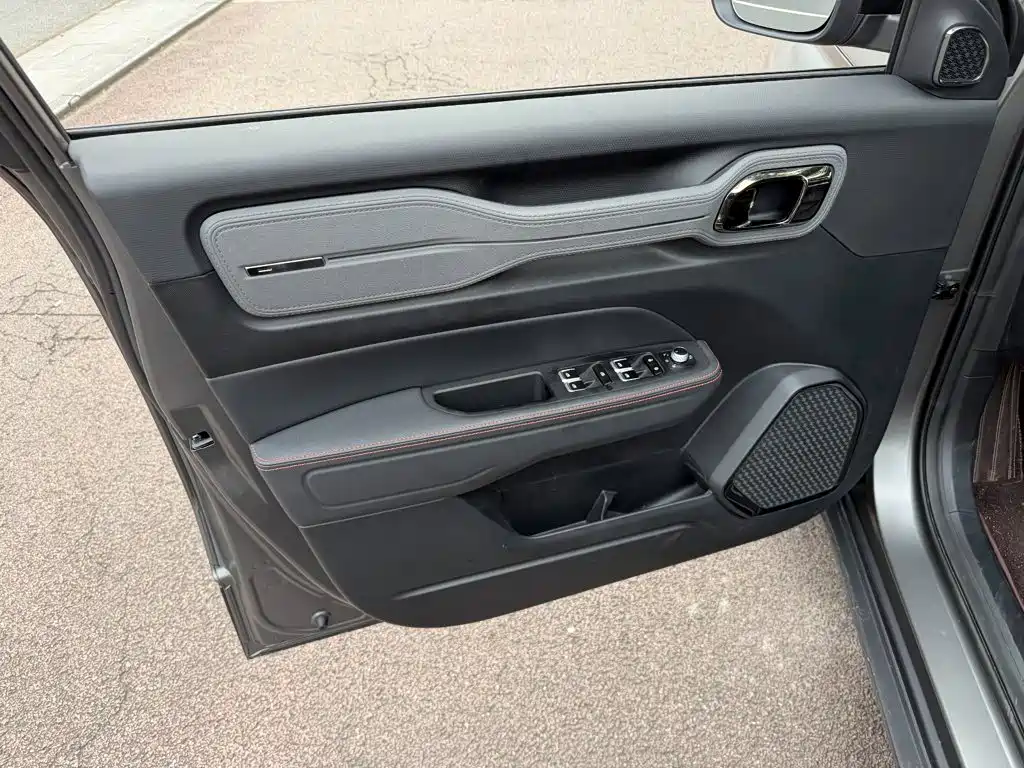 Geely Cowboy — миниатюра 6