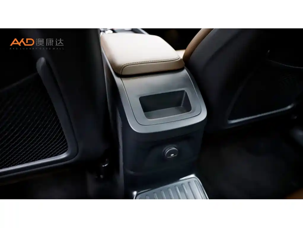 VOLVO XC60 PLUG IN HYBRID