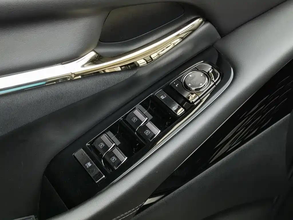 GAC Motor Trumpchi M8 — миниатюра 9