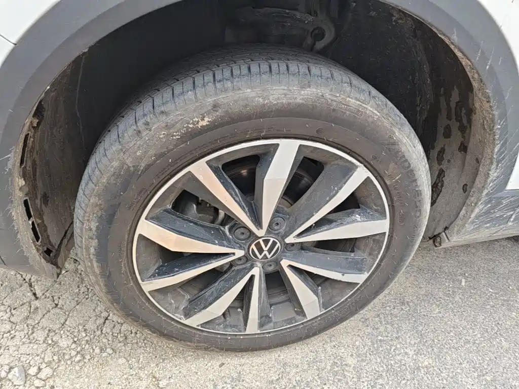 Volkswagen T-Roc — миниатюра 23