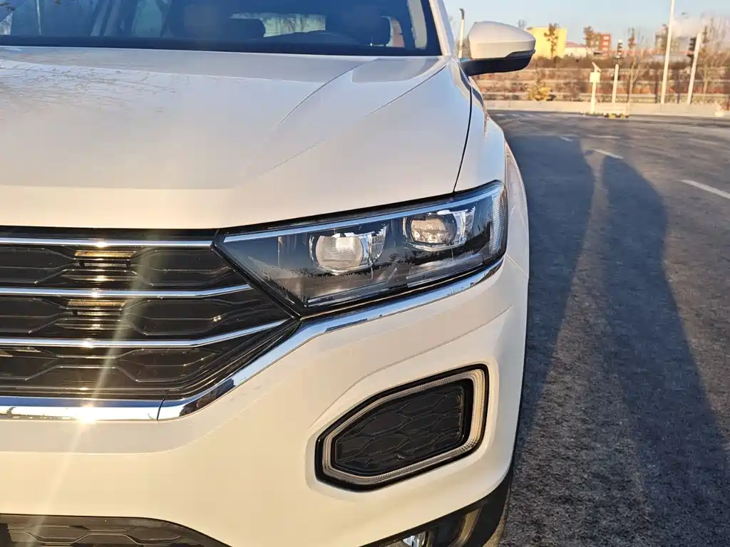 VOLKSWAGEN T ROC EXPLORING SONGS