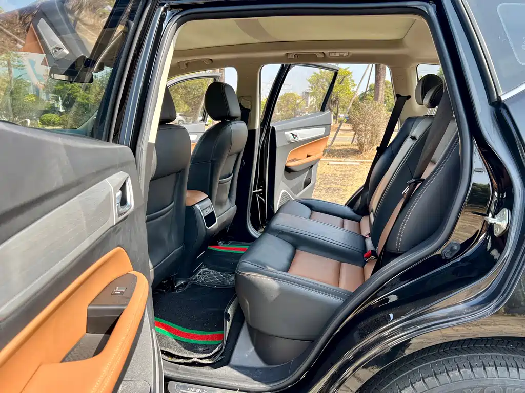 GEELY AUTOMOBILE VISION X6