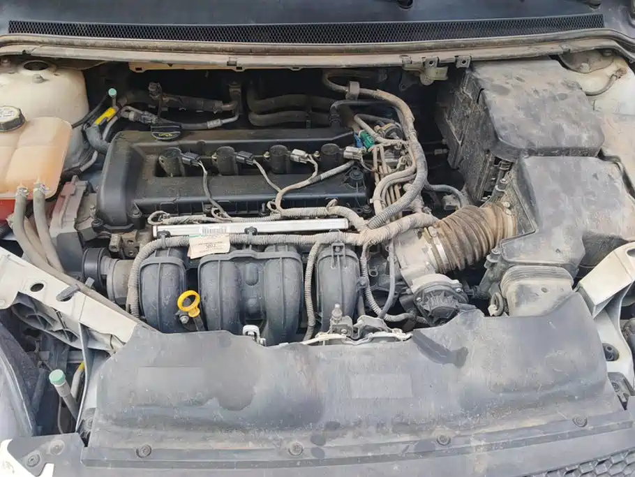 Ford Focus 2013 1.8L MT