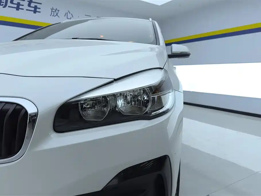 BMW 2 SERIES MULTIFUNCTIONAL STATION WAGON