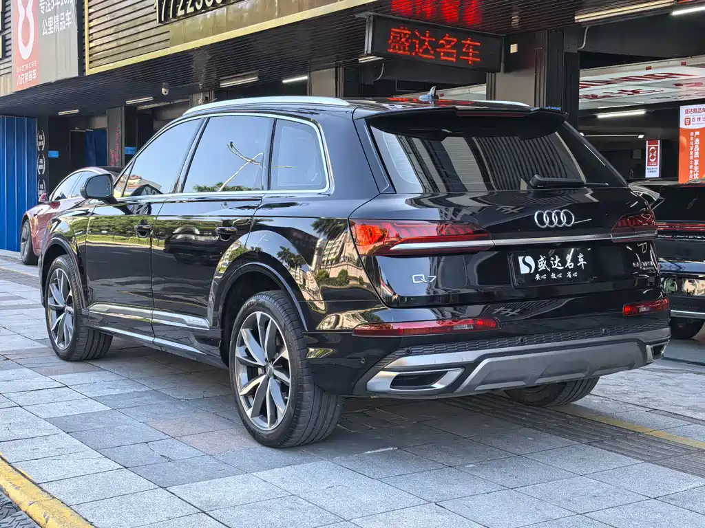Audi Q7 2020 55 TFSI quattro S line Sport