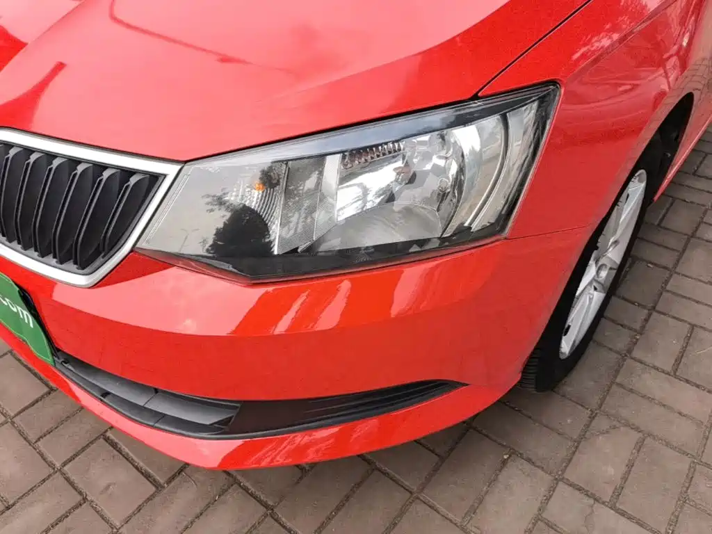 Skoda Fabia — миниатюра 24