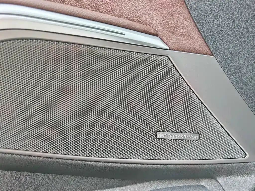 BMW 3 Series — миниатюра 26