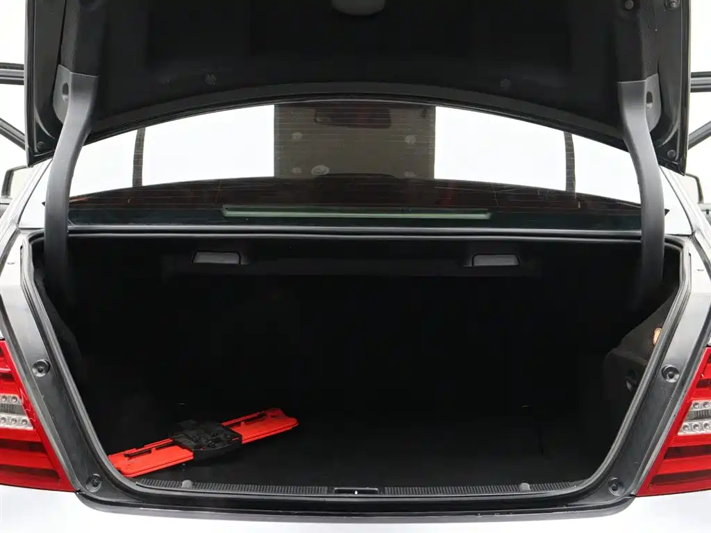 Mercedes-Benz C-Class A MG C AMG 2010 AMG C 63
