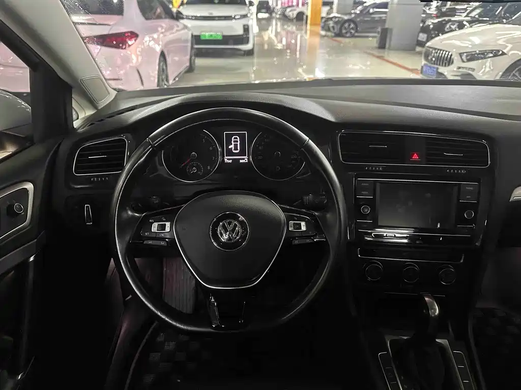 Volkswagen Golf — миниатюра 7