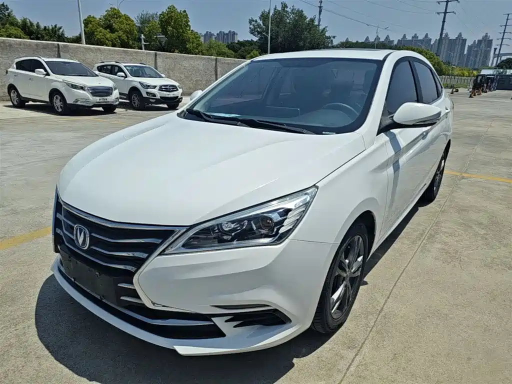 Купить Changan Eado DT