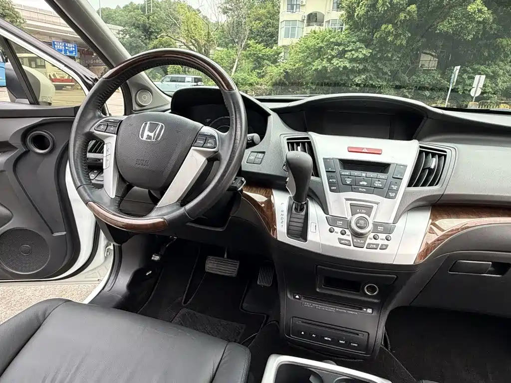 Honda Odyssey — миниатюра 17