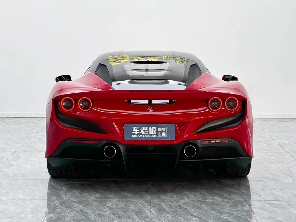 Ferrari F8 — миниатюра 5