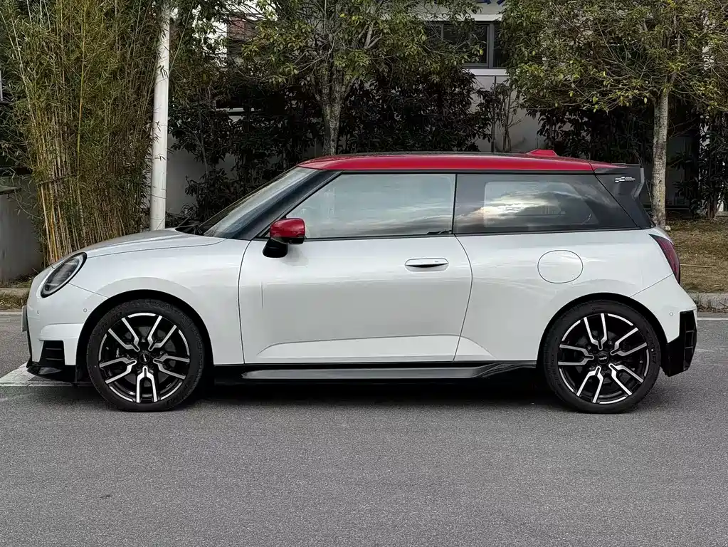 MINI ELECTRIC  COOPER