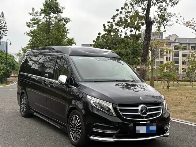 MERCEDES-BENZ V CLASS