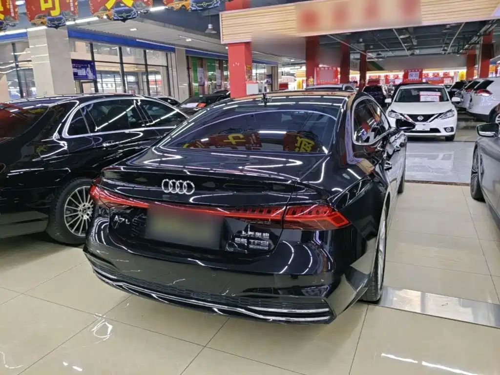 Audi A7L — миниатюра 7