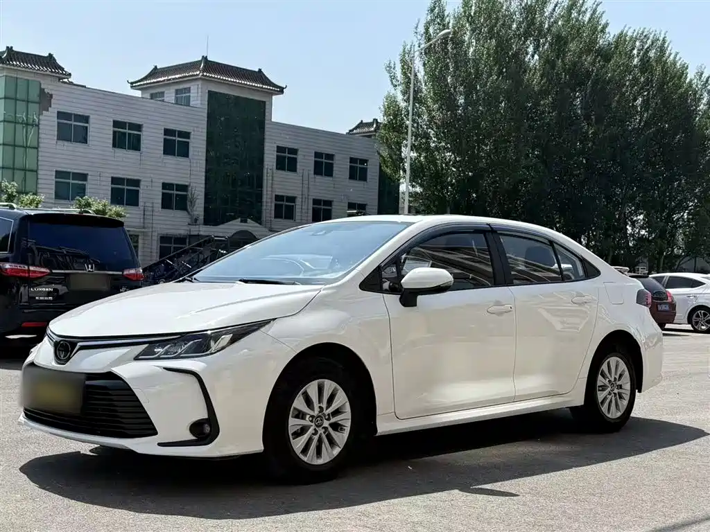 Купить Toyota Corolla