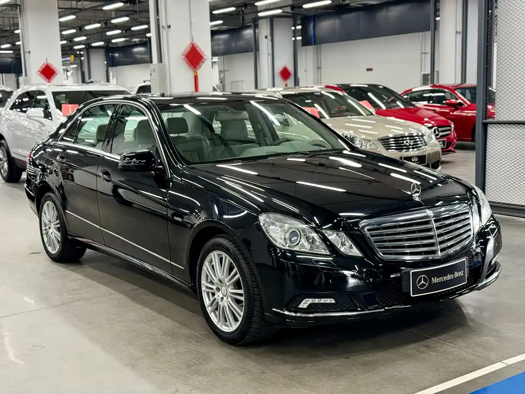 Mercedes-Benz E-Class E 2010 E 200 CGI