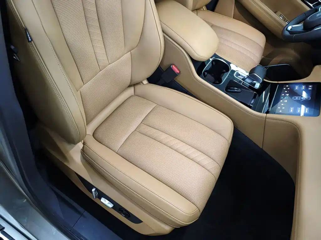 Li Auto Li ONE — миниатюра 25