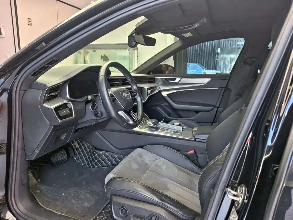 Audi A6L New Energy — миниатюра 18