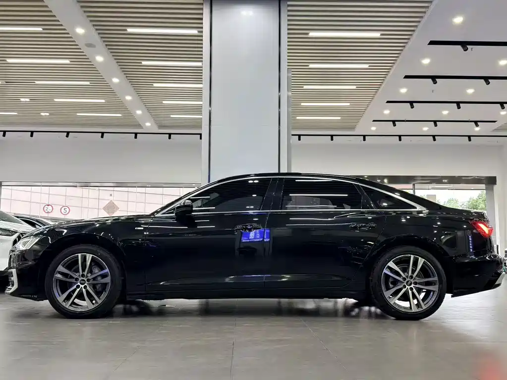 Audi A6L — миниатюра 3