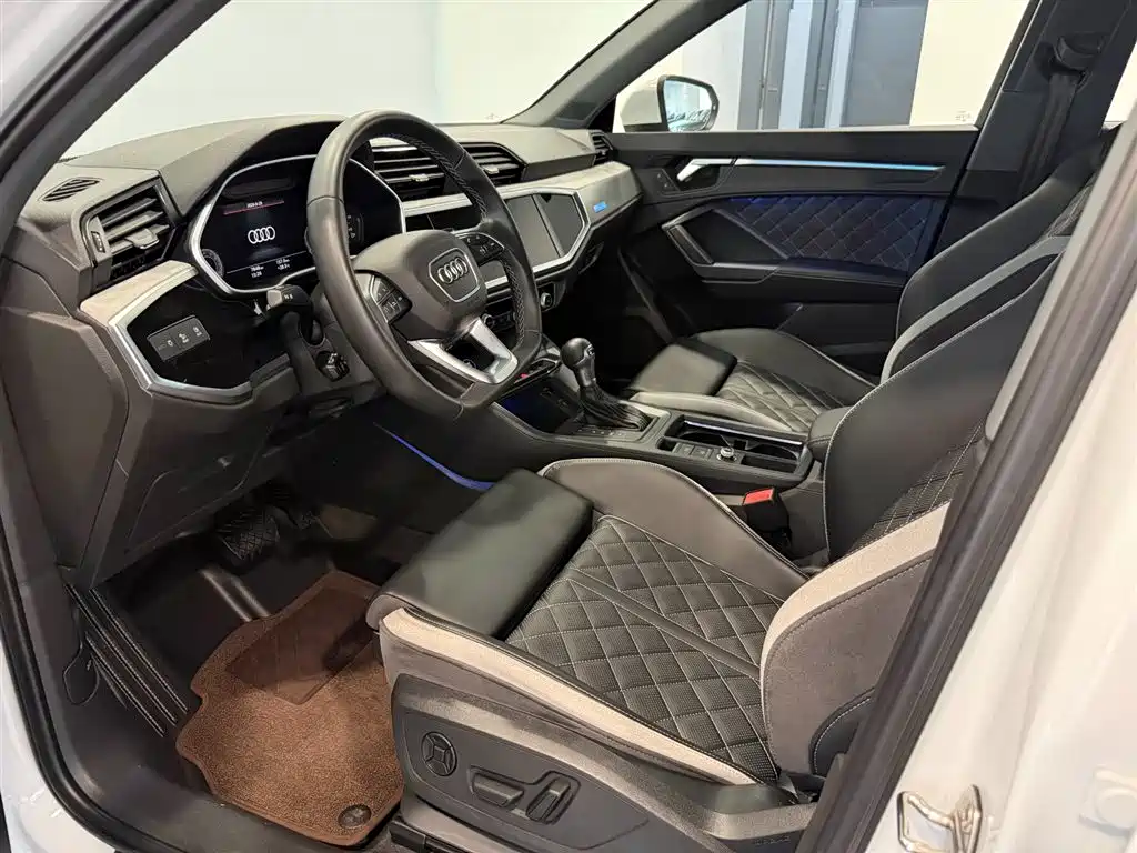 Audi Q3 — миниатюра 10