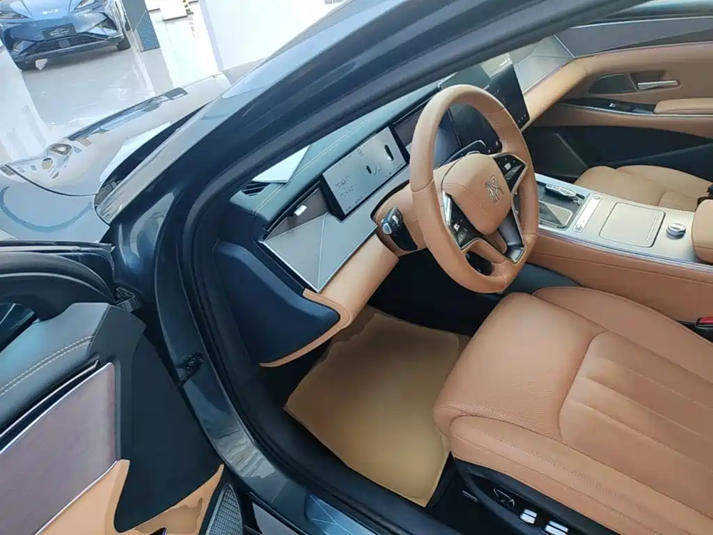 BYD Han L — миниатюра 16