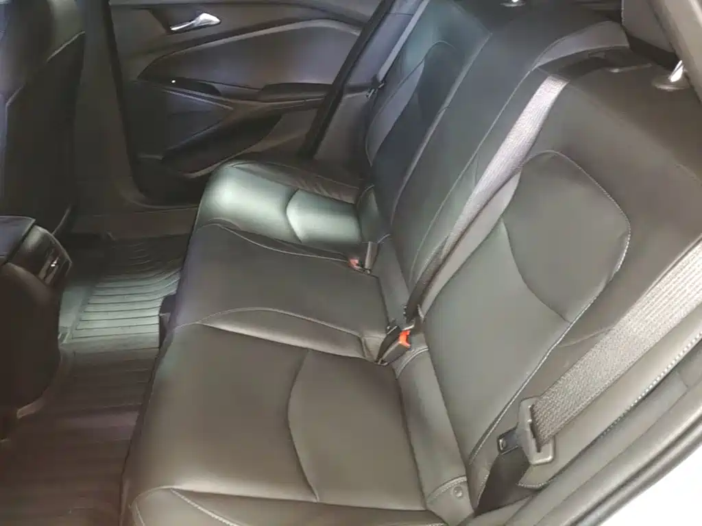 Chevrolet Menlo — миниатюра 17