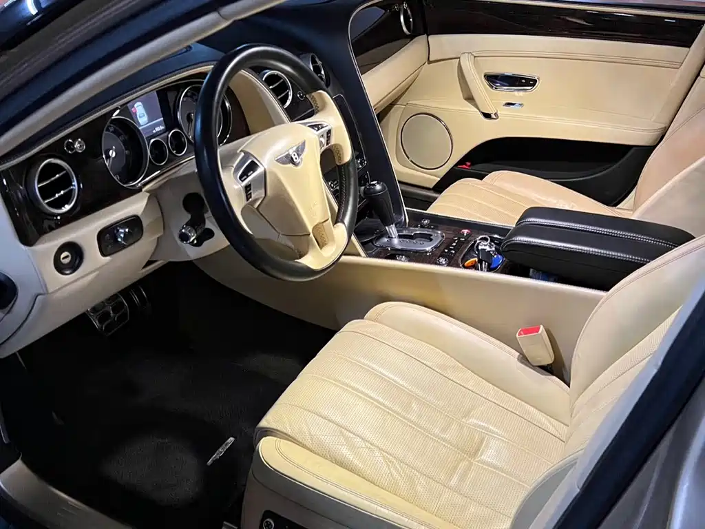 Bentley Flying Spur 2014 4.0T V8 Luxury