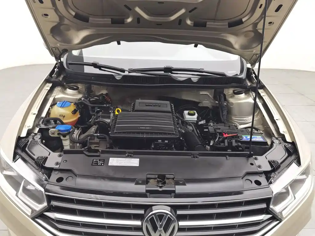 Volkswagen Bora — миниатюра 6
