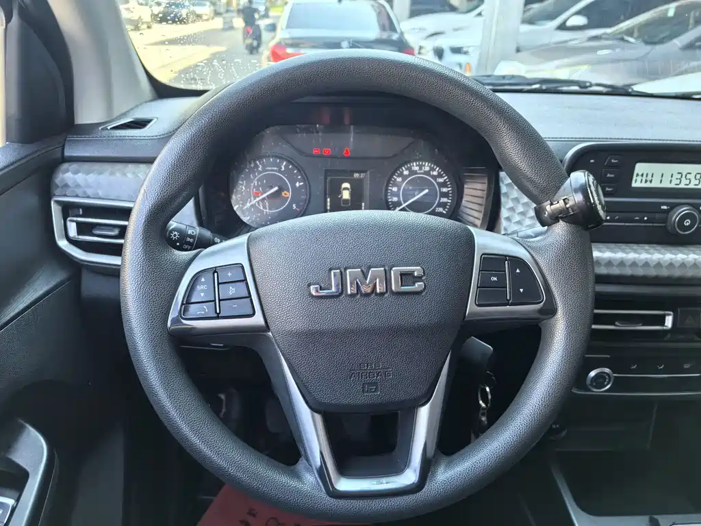 JMC Baodian — миниатюра 13