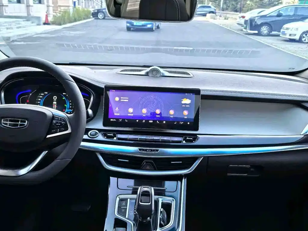 Geely Jia Ji — миниатюра 8