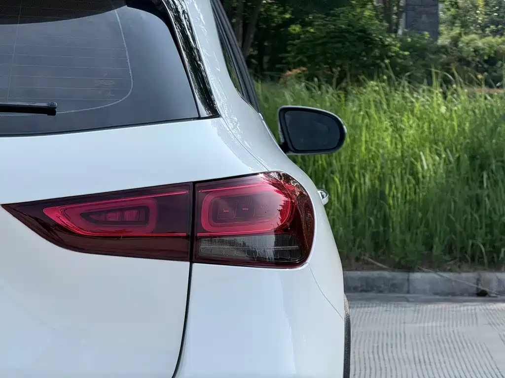 Mercedes-Benz GLA — миниатюра 27