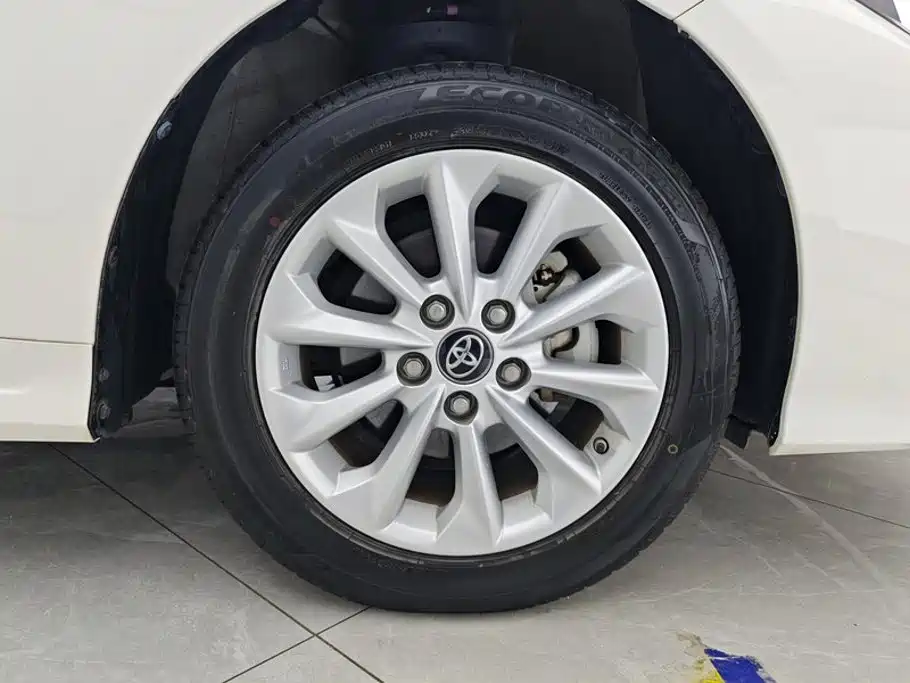 Toyota Corolla — миниатюра 6